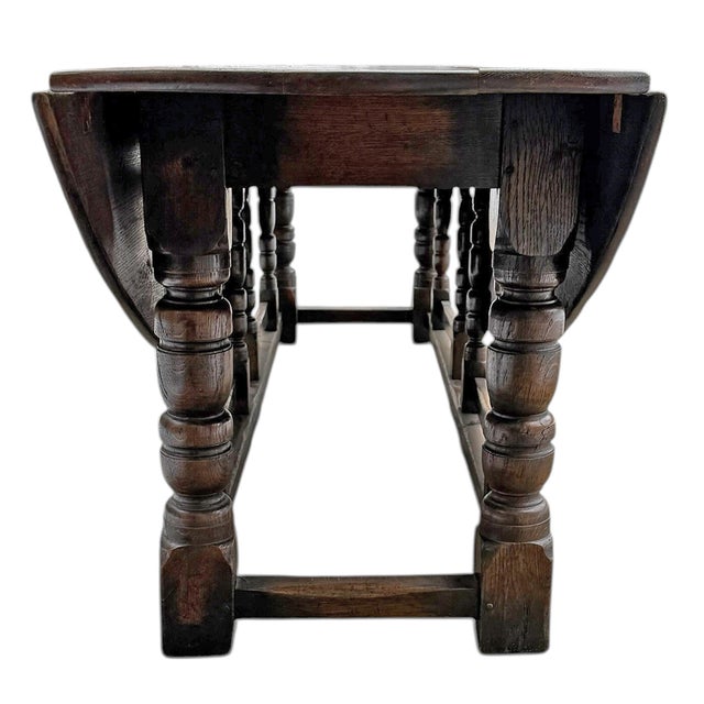 Early 20th Century English Oval Gateleg Dropleaf Dining Table For Sale - Image 16 of 18
