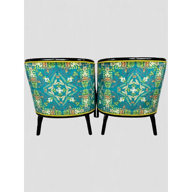 Clarke & Clarke 1960s Mid-Century Ebonized Faux Bamboo & Chartreuse Velvet Lounge Hip Rest Chairs- Set of 2 For Sale - Image 4 of 13