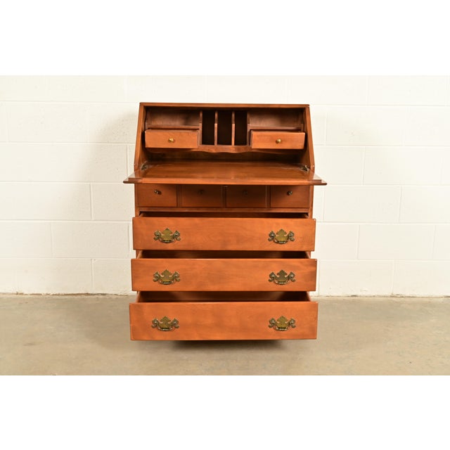 1970s Ethan Allen American Colonial Solid Maple Drop Front Secretary Desk, Circa 1970s For Sale - Image 5 of 16