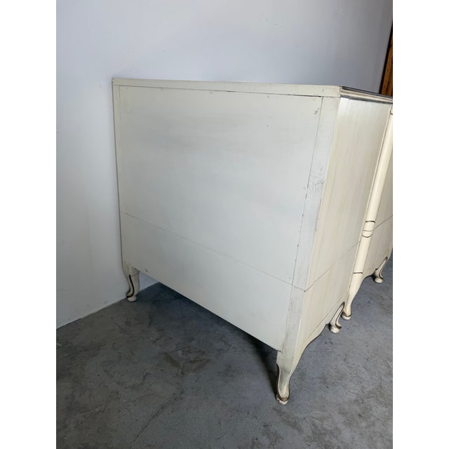 Vintage Grosfeld House French Provincial Louis XV Style Cane & Lacquered Nightstands – Pair For Sale - Image 11 of 12