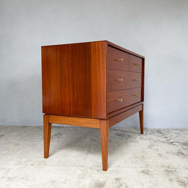 1950s M Range Walnut Chest of Drawers by Peter Hayward for Uniflex, 1950s For Sale - Image 5 of 12