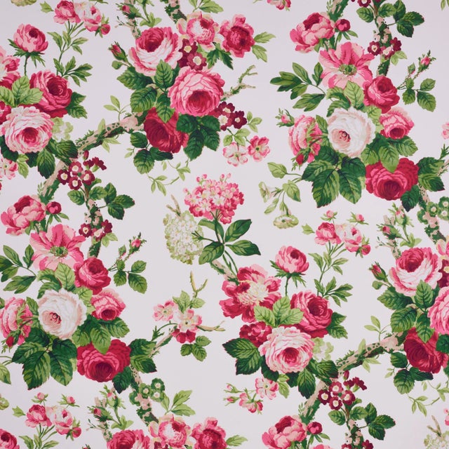 Schumacher X Vogue Living Nancy Wallpaper in Rose For Sale