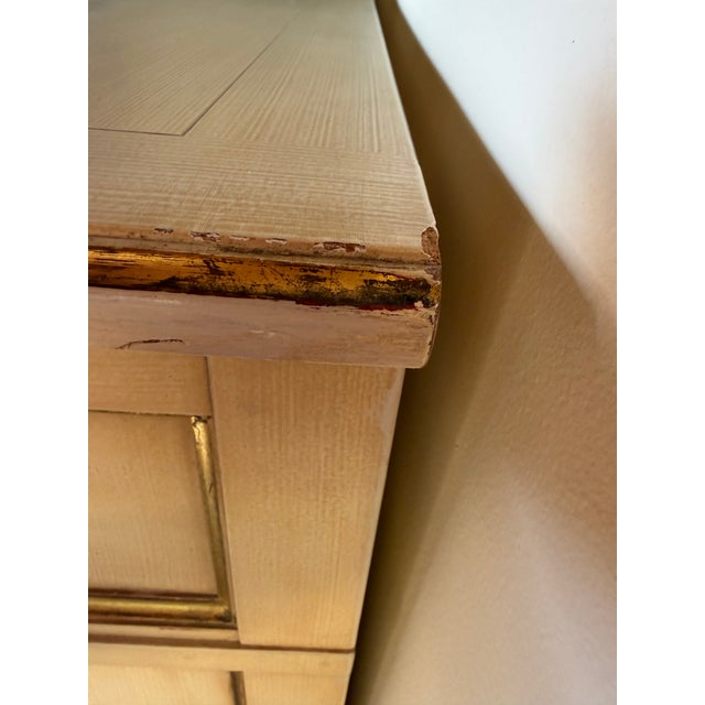 1960s 1960s Kindel Grand Rapids Rochelle and Metal Leaf 9-Drawer Dresser For Sale - Image 5 of 10