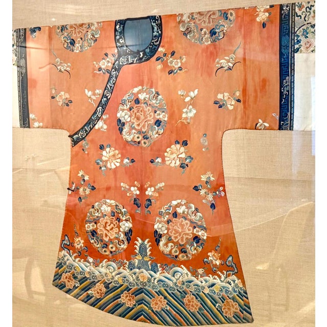 Frame Fine Embroidered Chinese Court Lady Casual Robe Qing Dynasty Provenance For Sale - Image 12 of 18