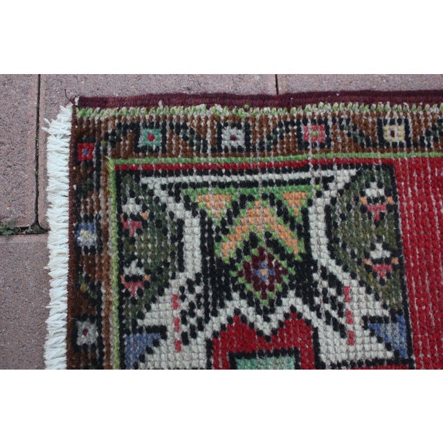 Textile 1960s Turkish Traditional Geometric Rug For Sale - Image 7 of 13