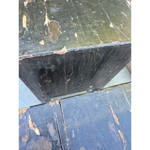 Late 19th Century Qing Dynasty Chinese Export Lacquer Cabinets For Sale - Image 12 of 18