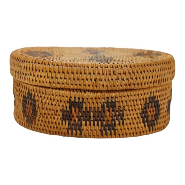 Native American Art Antique Southwest American Woven Reed Lidded Oval Basket C1920 For Sale - Image 4 of 6