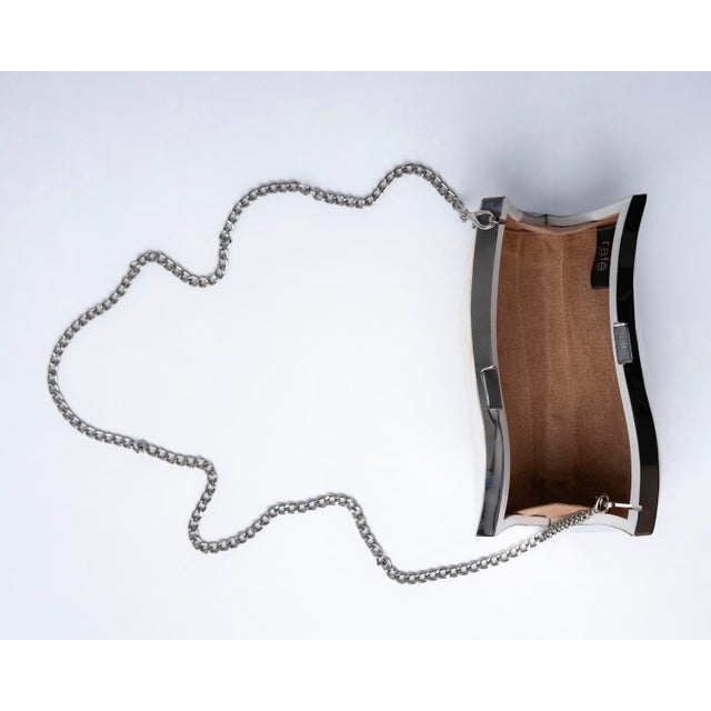 Contemporary Bilbao Curved Minaudiere in White Shell and Stainless Steel For Sale - Image 3 of 6