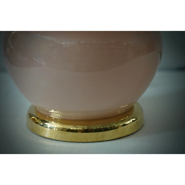 1970s Blown Pink Glass and Brass Table Murano Lamp in style of Vistosi, 1970s For Sale - Image 5 of 9
