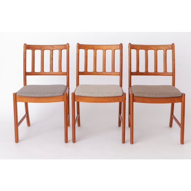 Mid-Century Modern Danish Teak Dining Chairs by Uldum Møbelfabrik, 1960s, Set of 6 For Sale - Image 3 of 11