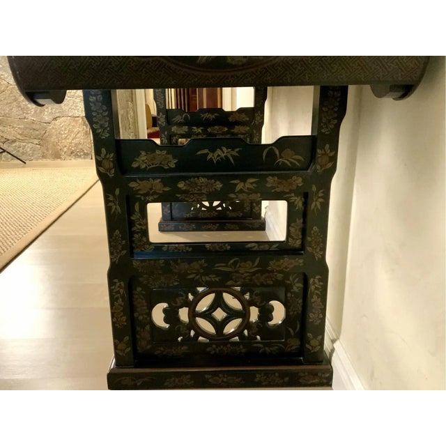 Chinoiserie Vintage Drexel Heritage Chinoiserie Altar Table For Sale - Image 3 of 13