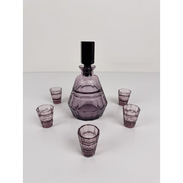 Art Deco Italian Liquor Bar Set in Violet Cut Glass, 1930s, Set of 6 For Sale - Image 13 of 14