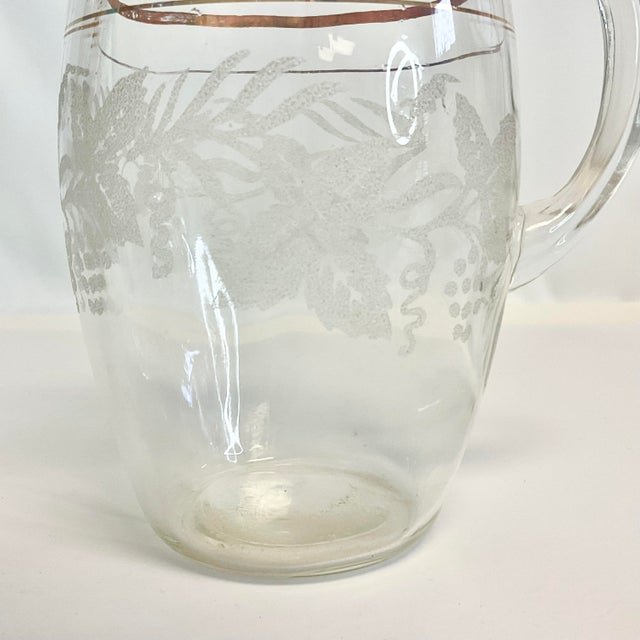 1950s Vintage Mid-Century Juice Pitcher and Glasseware Set - Set of 9 For Sale - Image 11 of 12