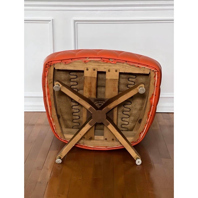 1960s Set of 3 Faux Leather Swivel Lounge Chairs Attributed to Kroehler For Sale - Image 16 of 18