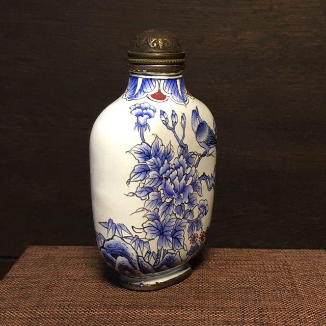 Vintage Painted Enamel on Copper Snuff Bottle – Blue & White Bird & Peony Motif For Sale In Los Angeles - Image 6 of 9