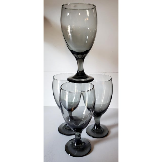 Late 20th Century Vintage Libbey Classic Smoke Goblet Beverage Glasses - Set of 4 For Sale - Image 5 of 7