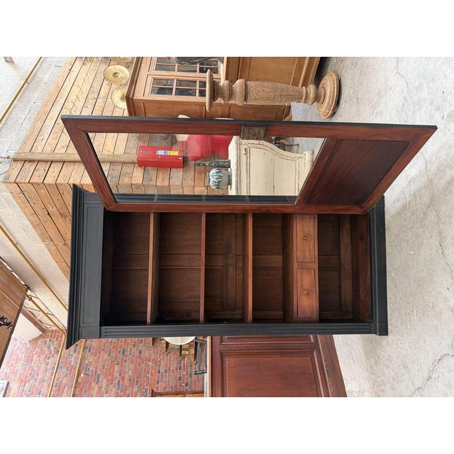 Napoleon III Display Case For Sale - Image 4 of 10