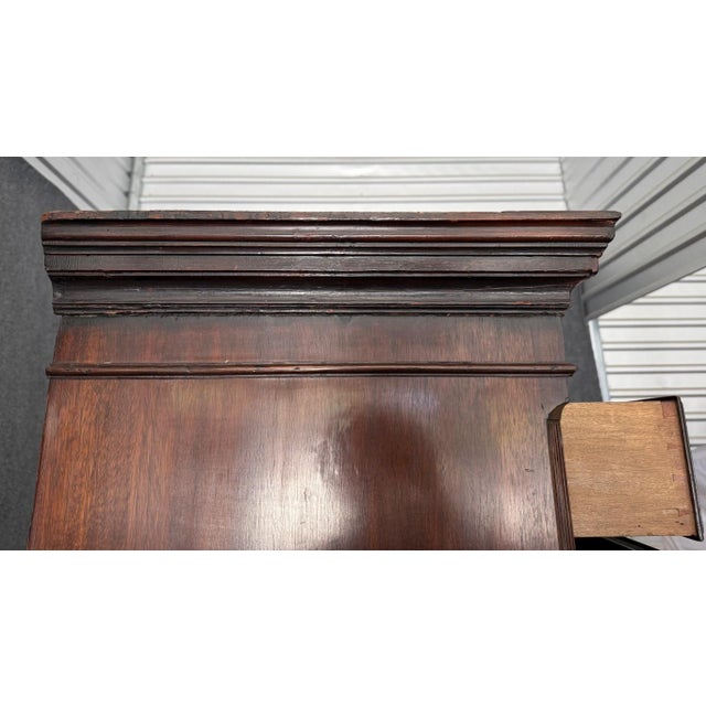 18th Century Mahogany Chest on Chest With Dressing Table For Sale - Image 10 of 18
