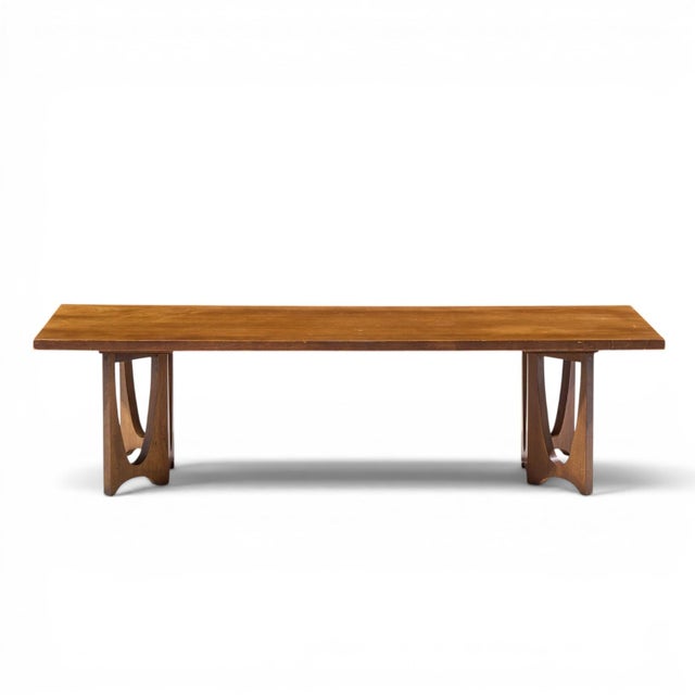 Broyhill Brasilia Mid Century Walnut Coffee Table This coffee table measures: 60 wide x 22 deep x 15.75 inches high Great...