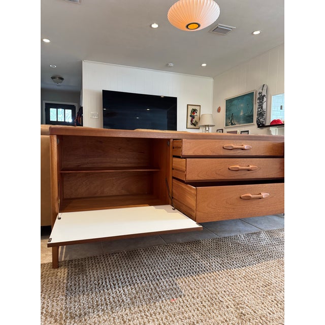 Beautiful Mid Century Modern Sideboard in Teak by Nathan Furniture Company, Circa 1960s, Attributed For Sale - Image 11 of 12