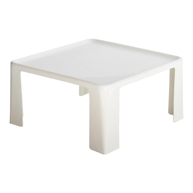 Amanta Large Plastic Coffee Table by Mario Bellini for B&c Italia - Space Age For Sale