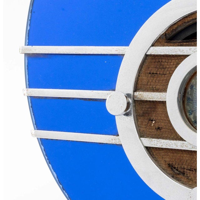 1930s Walter Dorwin Teague "Bluebird" Vintage Radio, Model 566, Circa 1935 For Sale - Image 5 of 10