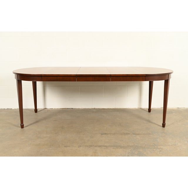 English Kindel Furniture Federal Inlaid Mahogany Extension Dining Table, Newly Refinished For Sale - Image 3 of 15