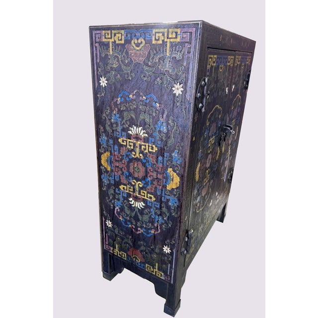 Chinoiserie Vintage Asian Black Polychrome Chinoiserie Storage Cabinet Hand Painted Motif For Sale - Image 3 of 5