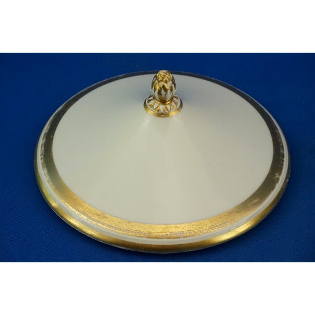 Rococo Potiche Vase in White Porcelain from Imperial House of Vienna, Austria, 1700s For Sale - Image 12 of 18