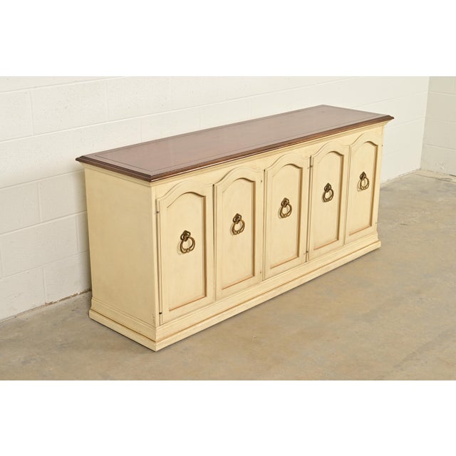 Drexel Drexel French Provincial Louis XV Cream Lacquered Sideboard Credenza, 1960s For Sale - Image 4 of 12