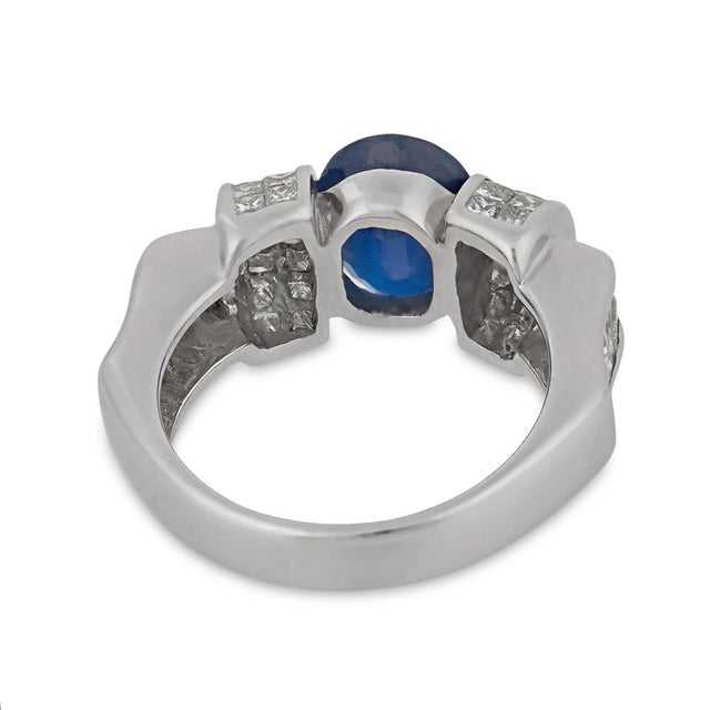 Vintage Sapphire Diamond 18k White Gold Ring, Size 7.25 For Sale In Los Angeles - Image 6 of 6