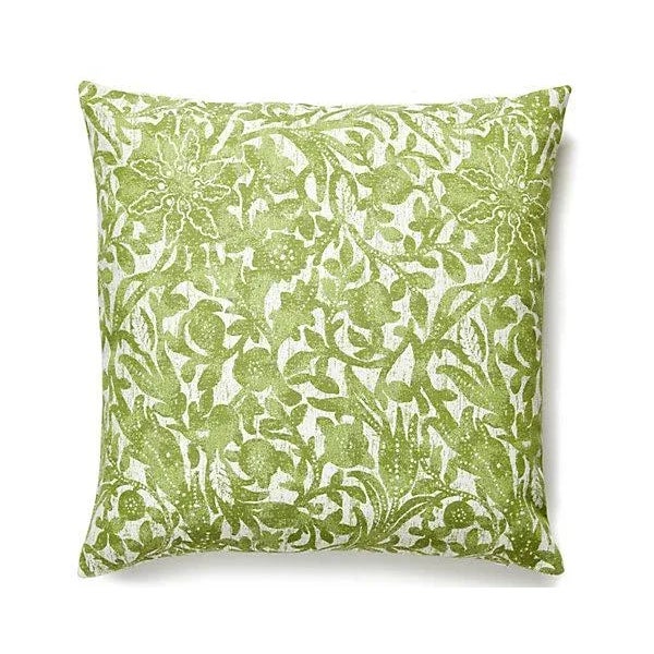 Traditional The House of Scalamandré Bali Floral Outdoor Pillow, Palm For Sale - Image 3 of 3