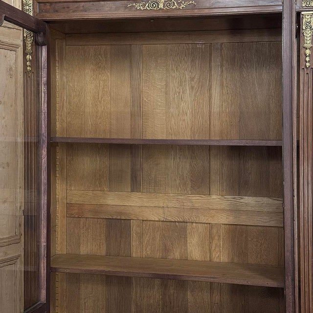19th Century French Louis XVI Bookcase in Acajou Moucheté Mahogany For Sale - Image 16 of 18