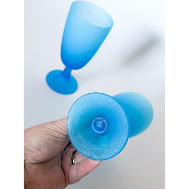 1960s 1960s Carlo Moretti Italy Satinato Frosted Blue Wine Water Glasses - A Pair For Sale - Image 5 of 6