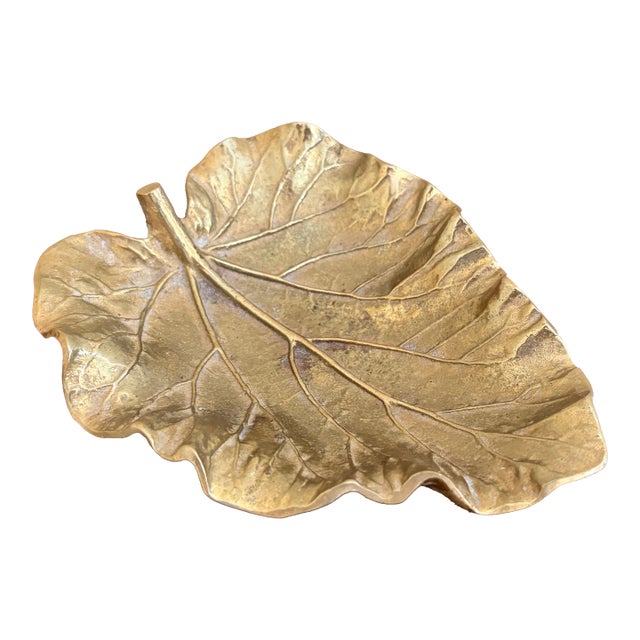 Mid-Century Virginia Metalcrafters Cast Brass Rhubarb Leaf Catchall For Sale