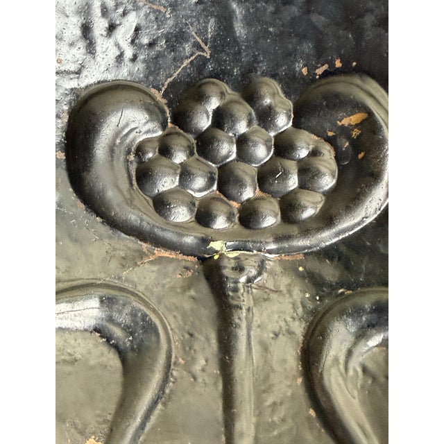 Antique Art Nouveau Hammered Copper and Wrought Iron Fireplace Screen, 1890s For Sale - Image 9 of 11