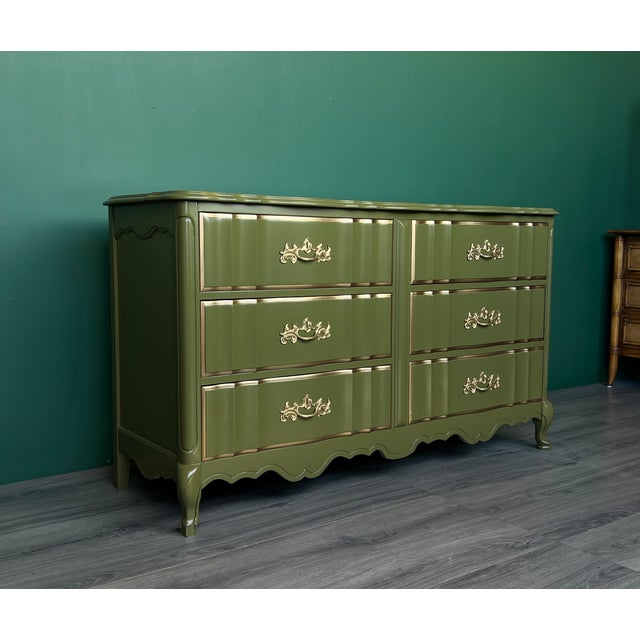Bassett Furniture 1970's French Provincial Olive Green Lacquered Dresser of Six Drawers For Sale - Image 4 of 11