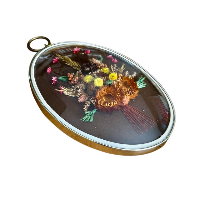 Pair of Vintage Oval Cideart Belgium Dried Floral Arrangements in a Convex Glass Dome Frames For Sale - Image 13 of 18