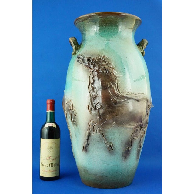 Large Futuristic Modern Majolica Vase with Horses Relief by Umberto Ghersi, Albisola, Italy, 1950s For Sale - Image 11 of 18