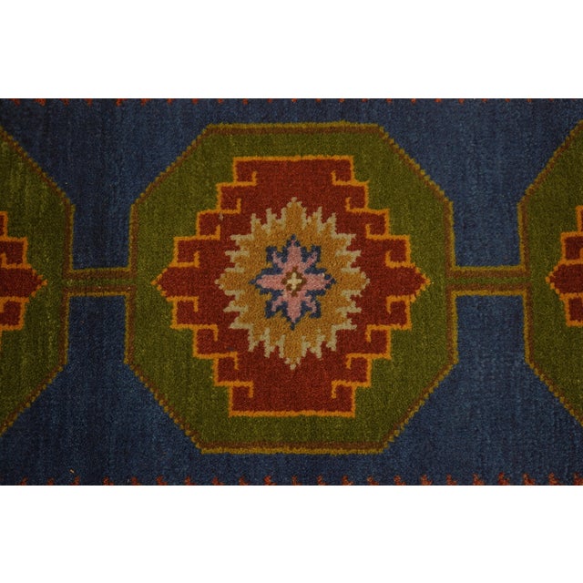 Age: Approx: 20 Years Old Details: 100% Wool Pile Grade 9 Out Of 10 High Quality Construction Bright & Vibrant Colors Hand...