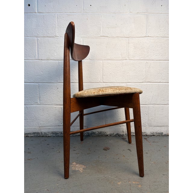 Brown Pair of Model 404-85 Mid-Century Walnut Dinning Chairs Attributed to Stanley Furniture For Sale - Image 8 of 15