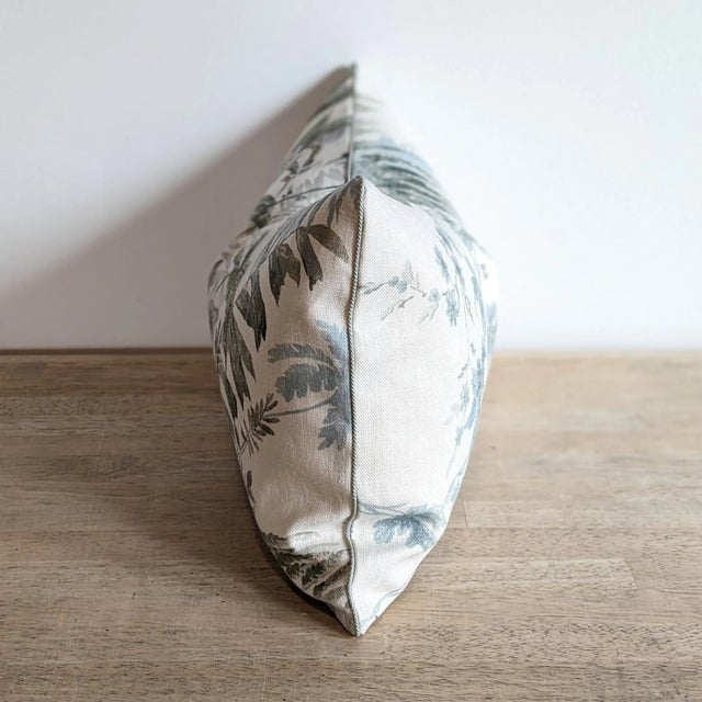 Traditional Colefax and Fowler Callista Lumbar Pillow, 16" x 24" - Single For Sale - Image 3 of 6