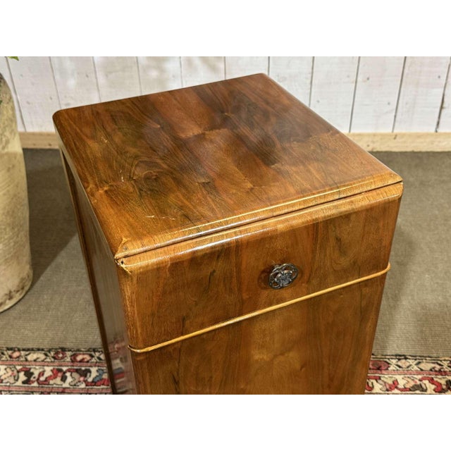 Art Deco English Bedside Table in Walnut, 1950s For Sale - Image 4 of 10