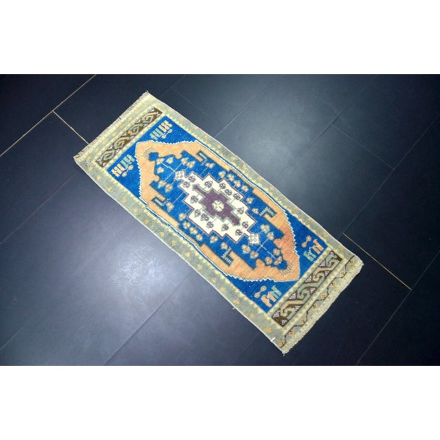 1960s Handmade wool and cotton rug in Turkish Anatolian Small Rug, Vintage Doormat Rug, Turkish Vintage Decorative Rug,...