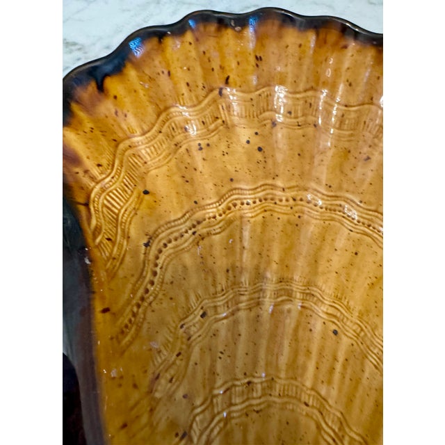 Vintage Majolica Coastal Scallop Shell Centerpiece Bowl With Figural Fish Feet For Sale - Image 9 of 10