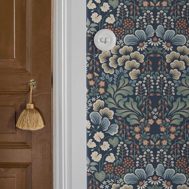 Mid-Century Modern Boråstapeter Blomstervall Wallpaper In Midnight Multi For Sale - Image 3 of 3