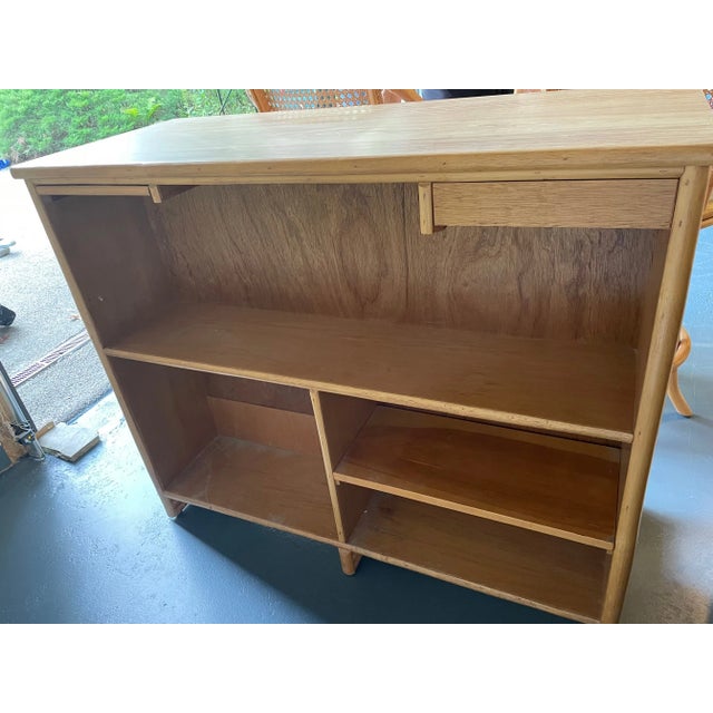 Mid 20th Century Mid 20th Century Vintage Mid-Century Modern Bamboo and Grasscloth Bar and 4 Bar Stools - Set of 6 For Sale - Image 5 of 12