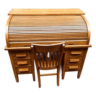 Mid-Century Solid Oak Roll-Top Arts and Crafts Desk and Chair With Lock & Key For Sale