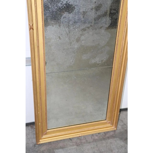 This is a beautiful antique distressed mirror that can be hung either horizontally or vertically depending on how the...