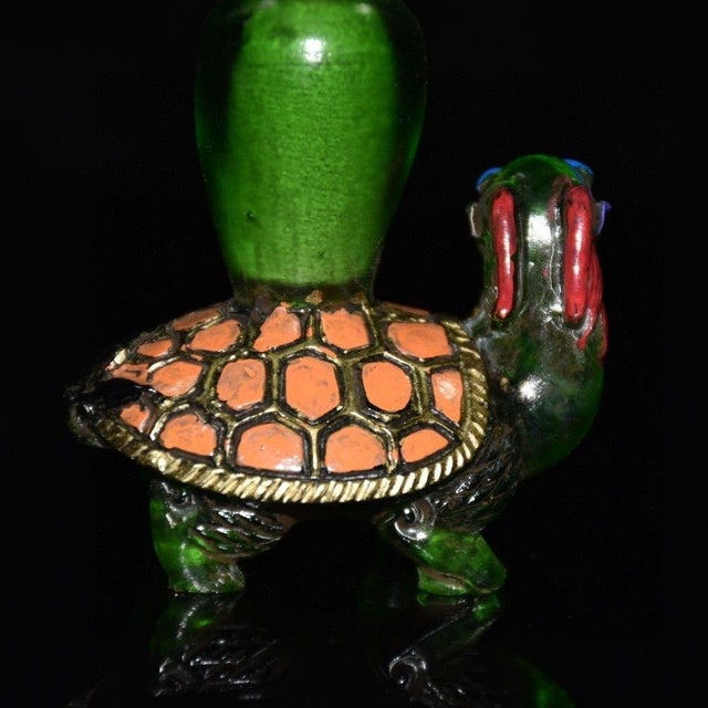 Early 21st Century Green Peking Glass Snuff Bottle With Dragon Turtle Motif For Sale - Image 5 of 8